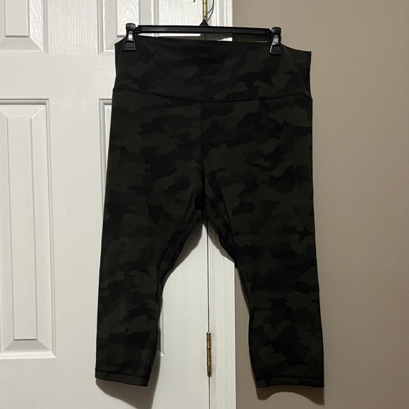 lululemon athletica Pants - Lululemon Athletica Camouflage Leggings Size 20